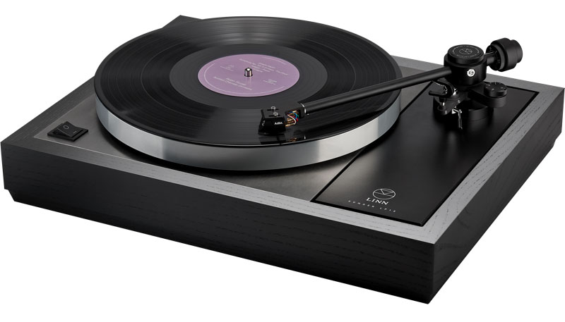 majik-lp12-black-angle-x800 majik-lp12-black-angle-x800